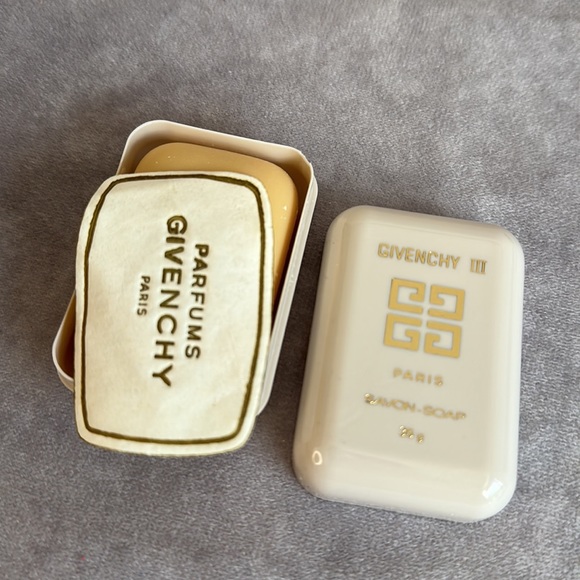 Vintage Givenchy III Savon Soap 35g - Picture 3 of 5